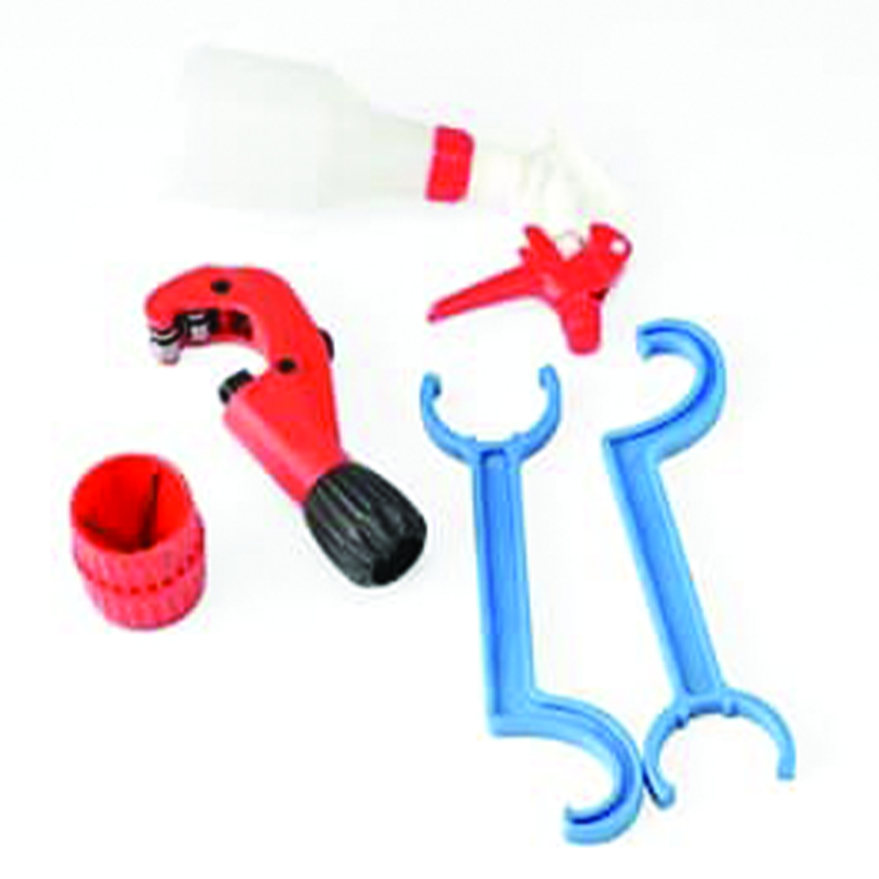 3" TOOL KIT FASTPIPE INDUSTRIAL (CUTTER, DEBURR TOOL, 2 SPANNERS, SP. BOTTLE, non returnable