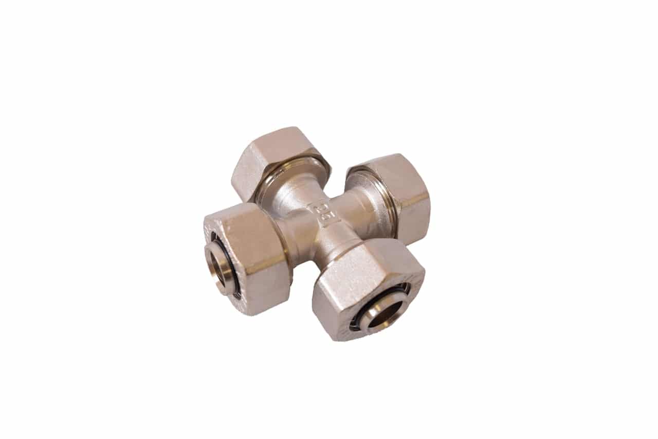 1/2" CROSS FITTING MAXLINE
